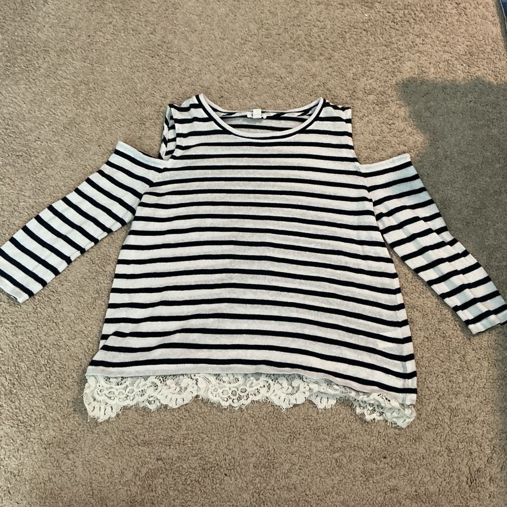 Westport Black White Striped Classic Parisian Chic Cold Shoulder Lace Hem Top L